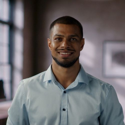 Tom Lane